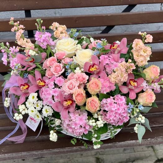 Корзина с цветами 💐