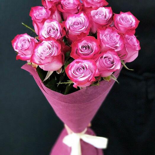 Ramo de 15 rosas de arándano