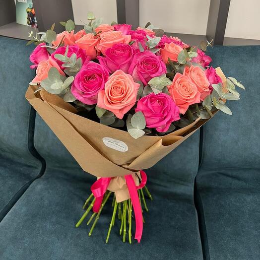 Pink roses🩷🩷