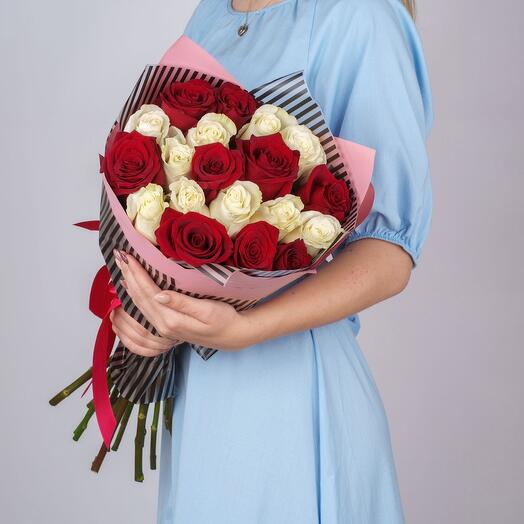 19 роз PREMIUM микс (Эквадор)