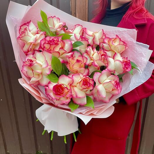 Ramo de rosas francesas