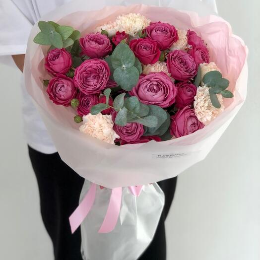 Bouquet of bush peonies, roses and dianthuses M