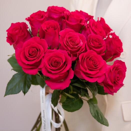 Ramo de rosas rosas brillantes 15 piezas