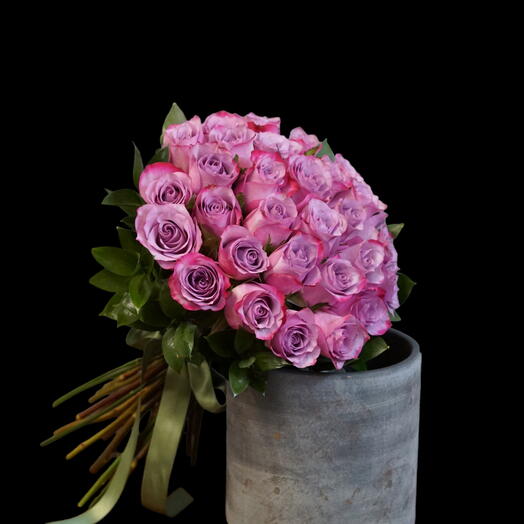 BOUQUET OF 30 LILA ROSES