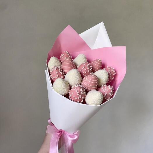 Bouquet of Cupid strawberries in Belgian chocolate