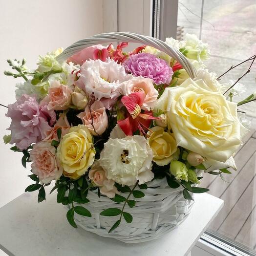 Flower basket 32