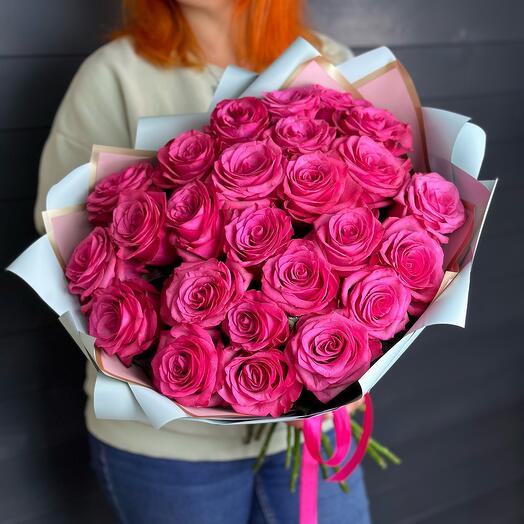 23 розы