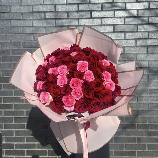 51 Mix of Red and Light Pink roses