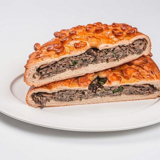 Пирог с жаренными грибами и луком