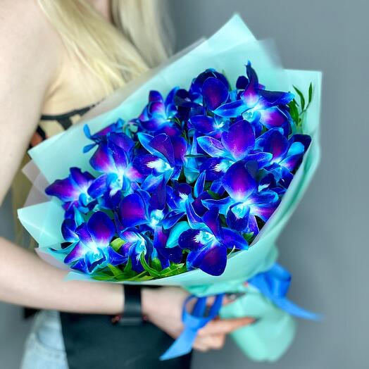 Cosmic bouquet with orchids