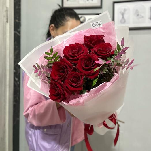 Букет красных роз🌹