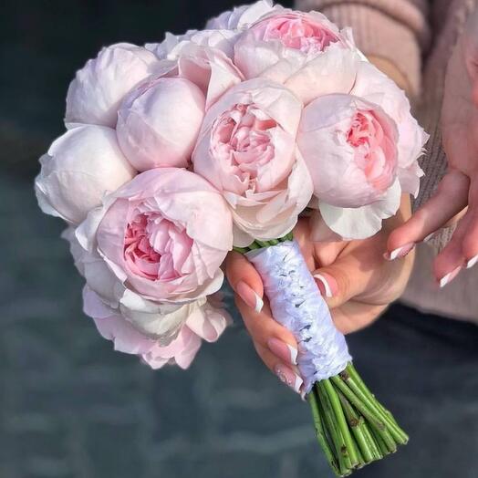 Bride s bouquet of premium pink peonies