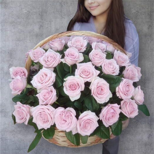 Basket with Rose Anchor