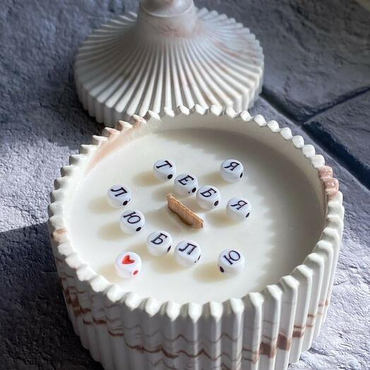 Свеча с тайным посланием