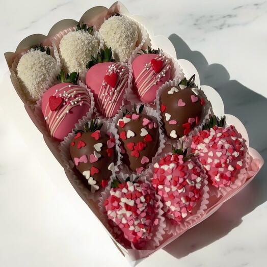 Клубника в шоколаде «Романтичное настроение»