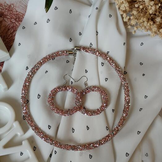 Чокер и серьги в игристом цвете шампань
