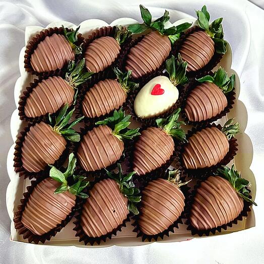 Клубника в шоколаде One Love Choco