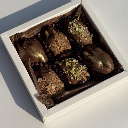 Финики в шоколаде "Desso"