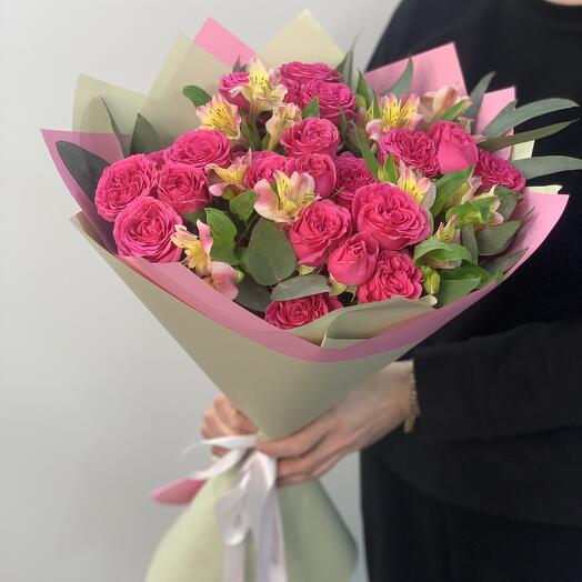 Bouquet of bush roses
