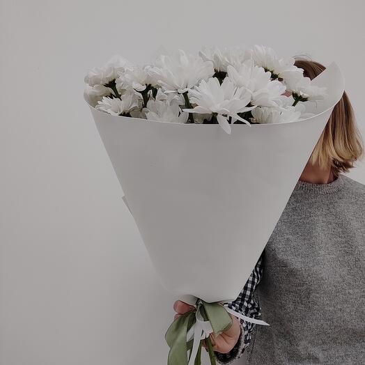 Summer romance (comfort) from bush chrysanthemum