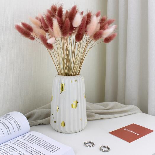 Букет сухоцветов с веточками из 101 лагуруса и вазой из гипса ручной работы. Подарок на День Рождения