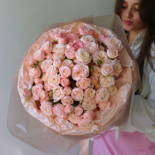 Букет 19 Роз Бомбастик