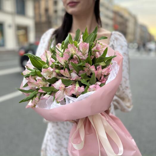 Bouquet of pink alstroemerias