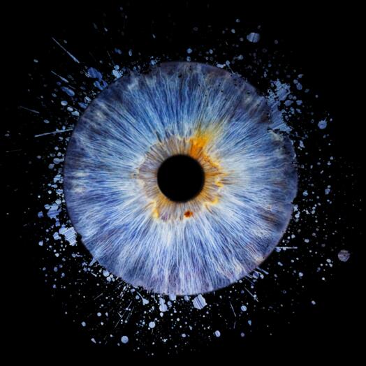 Электронный подарочний сертификат Фото радужки глаза (заставка на телефон)