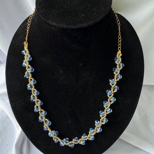 Колье "Веточки", светло-синее