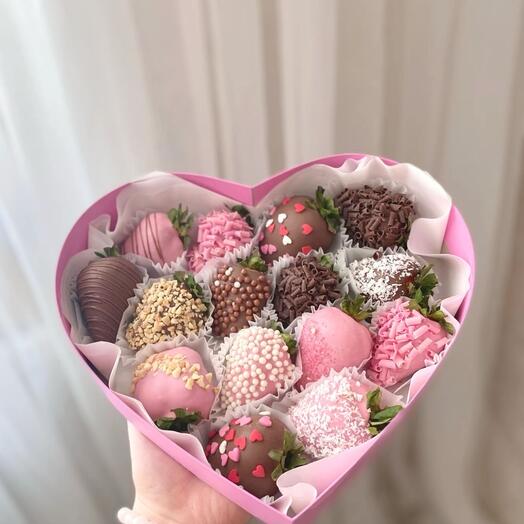Клубника в шоколаде сердце «Для мамы»