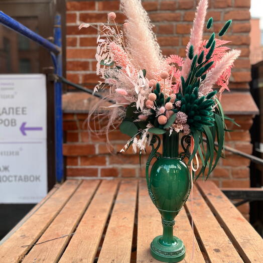 Композиция в винтажной вазе из сухоцветов и стабилизированных растений (ваза 70-е годы) «Помпадур»