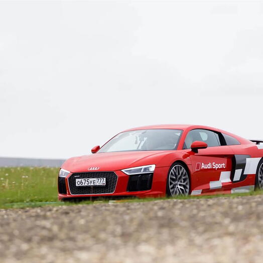 🎀Заезд на Audi R8 Пассажир 1 сеанс 💝