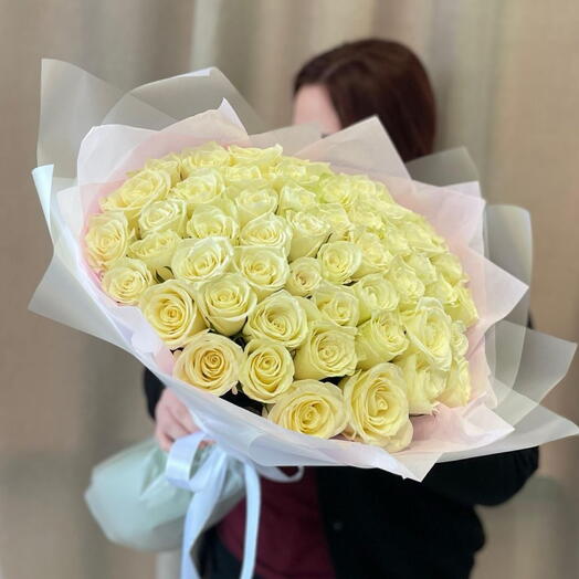 🌷Букет из 51 белой стойкой розочки