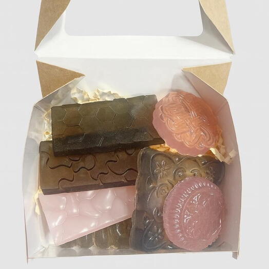 Мыло ручной работы «к чаю» с ароматом розового игристого