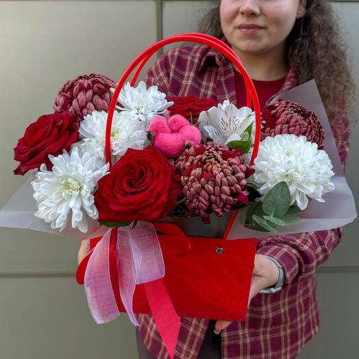 Цветы в коробке Хризантема с хлопком + сладкий подарок 🎁