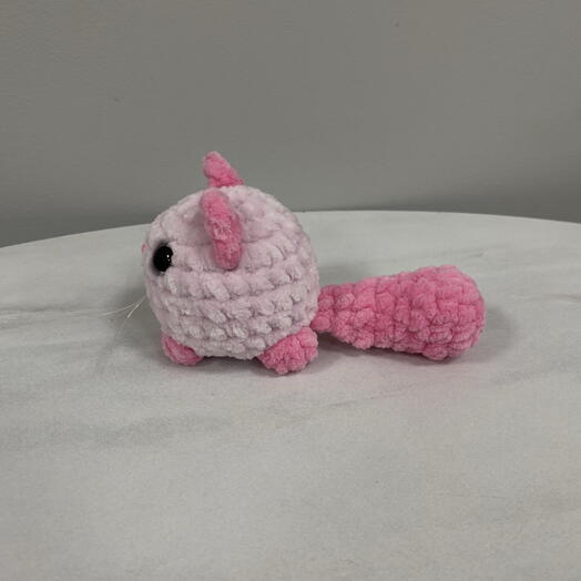 Вязаная игрушка Кто кругляш (розовый)