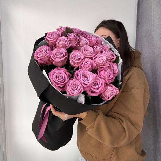 Букет из 25 сиреневых роз 💜