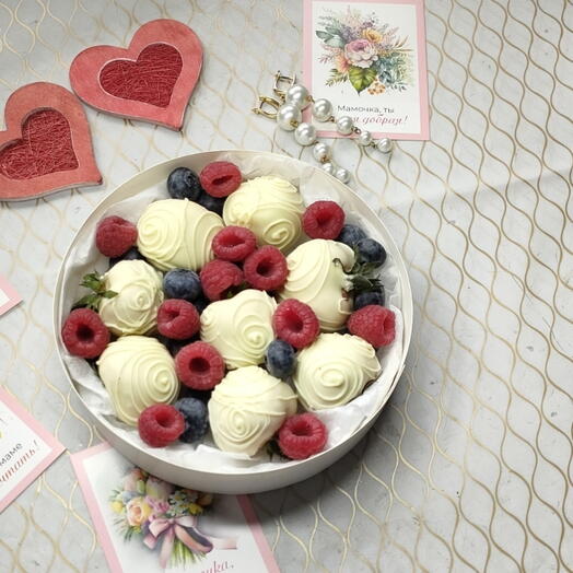 Клубника микс love