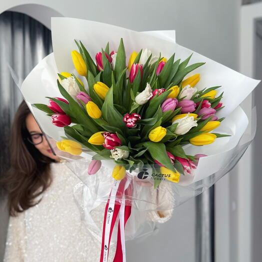 Букет "51 хрустящий тюльпан"