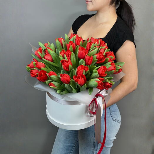 Коробка Весна из 51 тюльпан