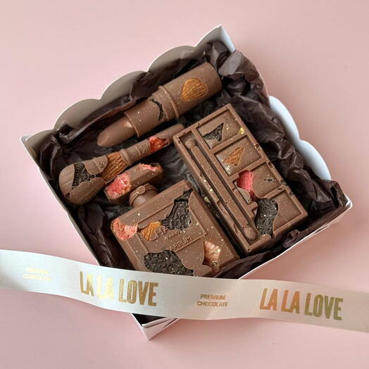 Шоколад "Косметика" на 8 марта