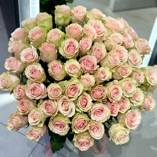 Роскошный букет из 51 розы, Голландия, 60 см