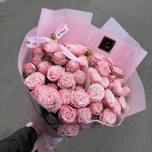 Spay roses   * Spray roses🥰