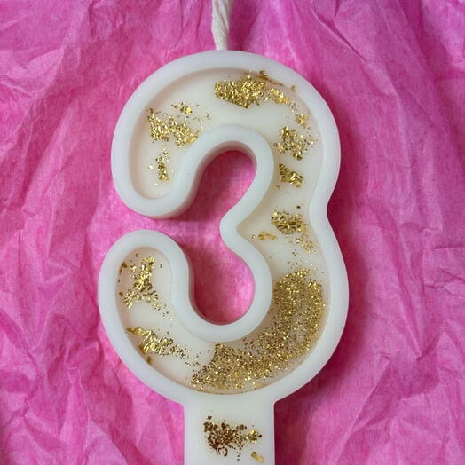 Свеча для торта "3"