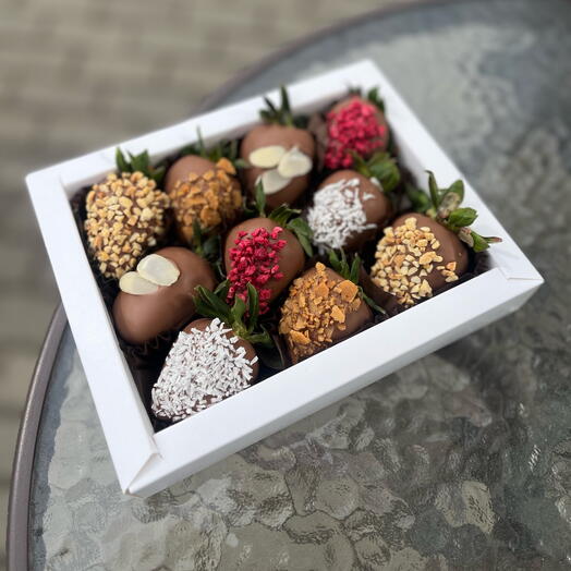 Strawberries in chocolate 10 pcs