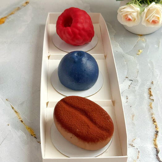 Корпусные пирожные, набор 3 шт, в подарок на день рождения, выпускной, учителю