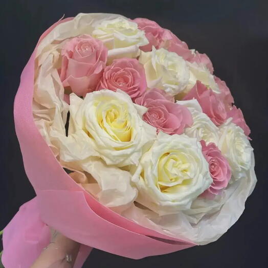 Букет из роз в нежном исполнении 🌸