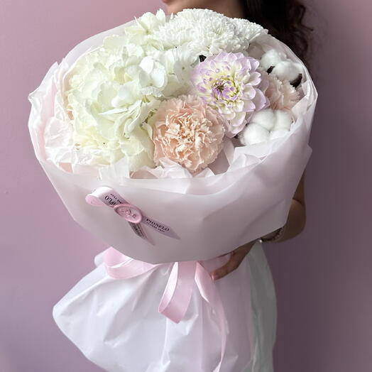 С Нежным Георгином