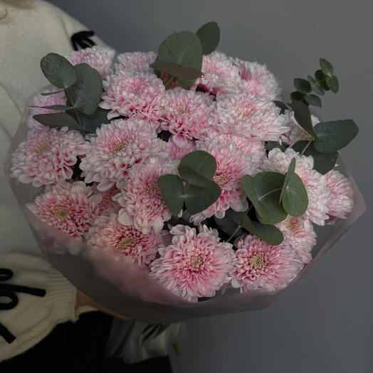 Букет розовых хризантем с эвкалиптом🌸1 сентября