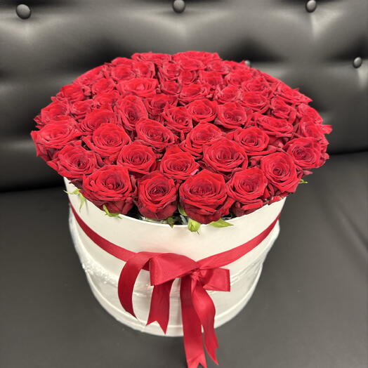 51 ароматная Роза в коробке 🌹🌹🌹